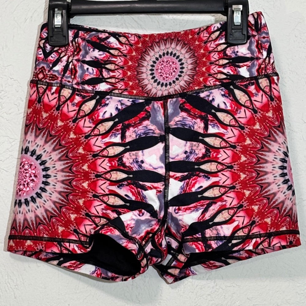 Wolven Bike Shorts Kids Small Red Mandala Print Sustainable High Waisted Active